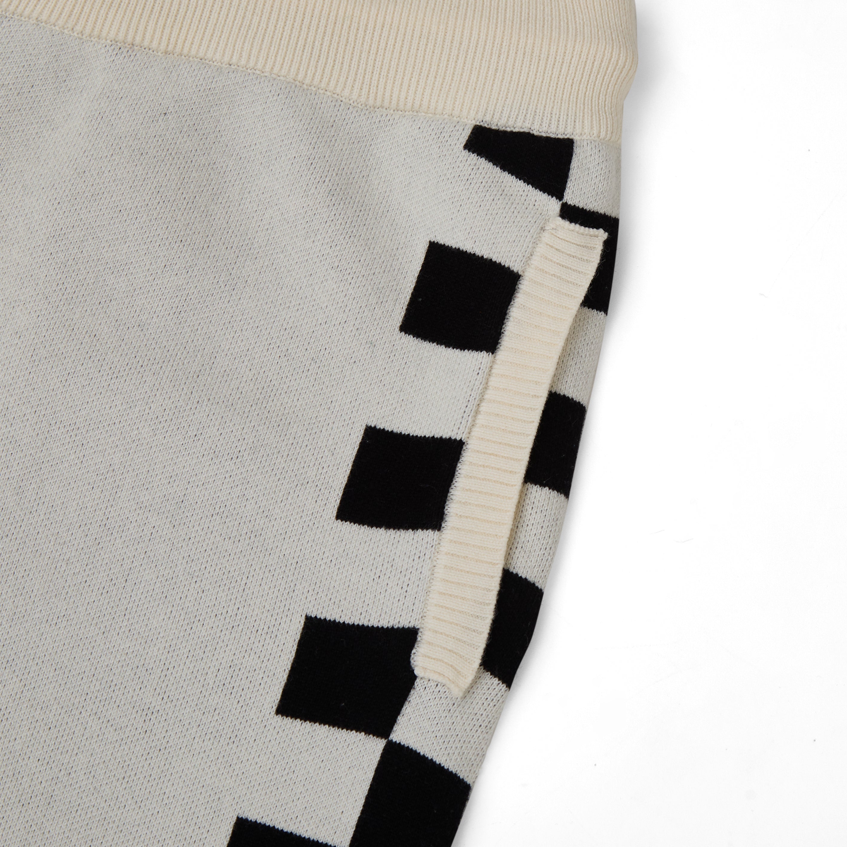 Checkered Jacquard Short - Cream