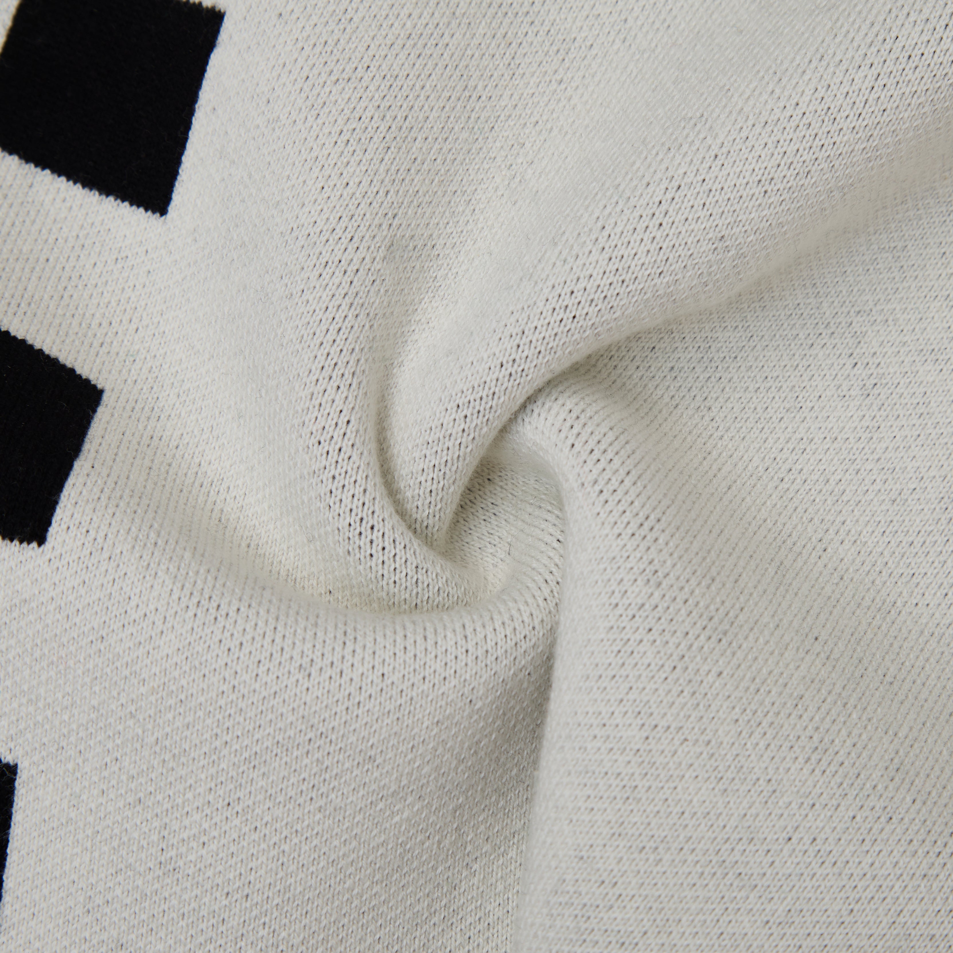 Checkered Jacquard Short - Cream