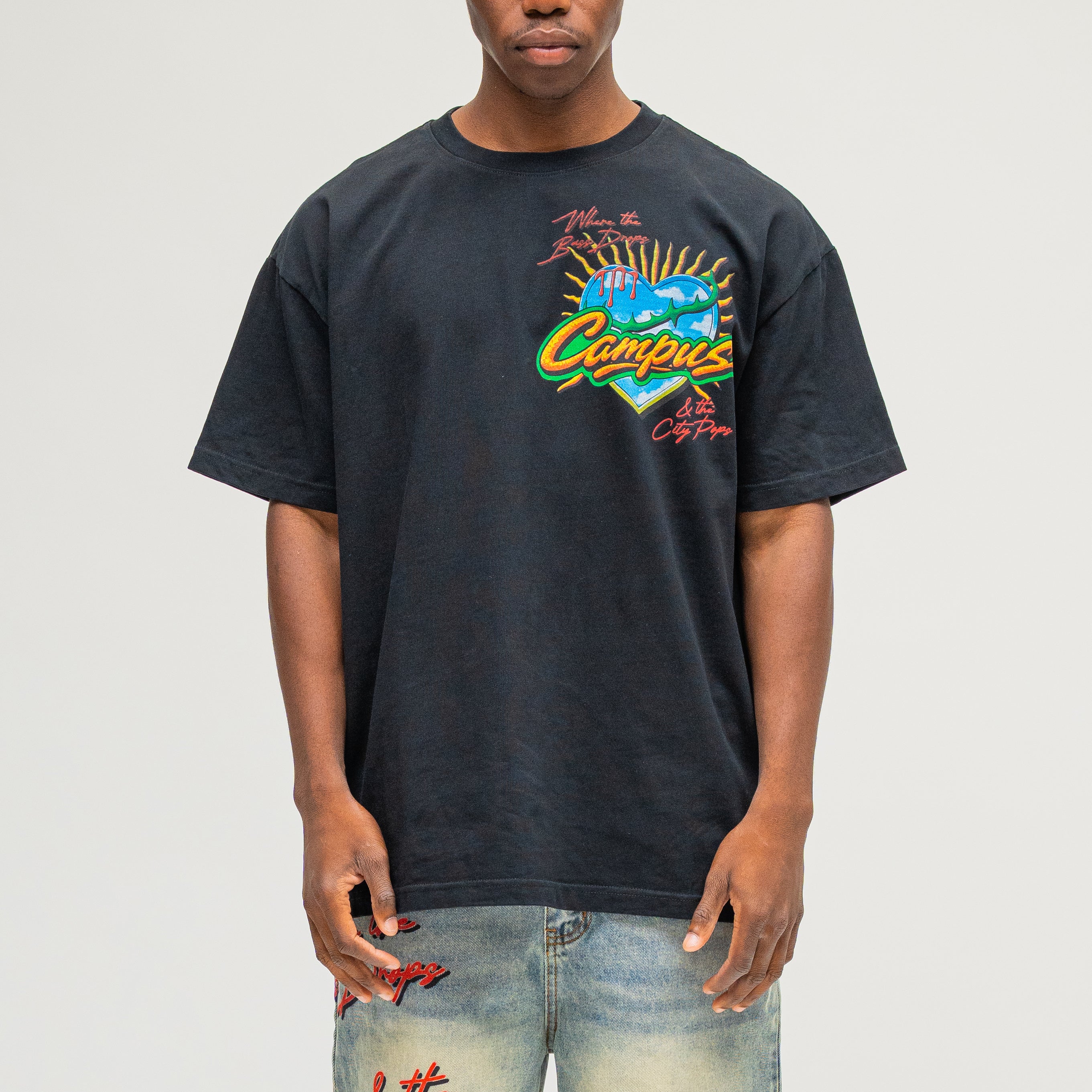 Front view, lifestyle on model