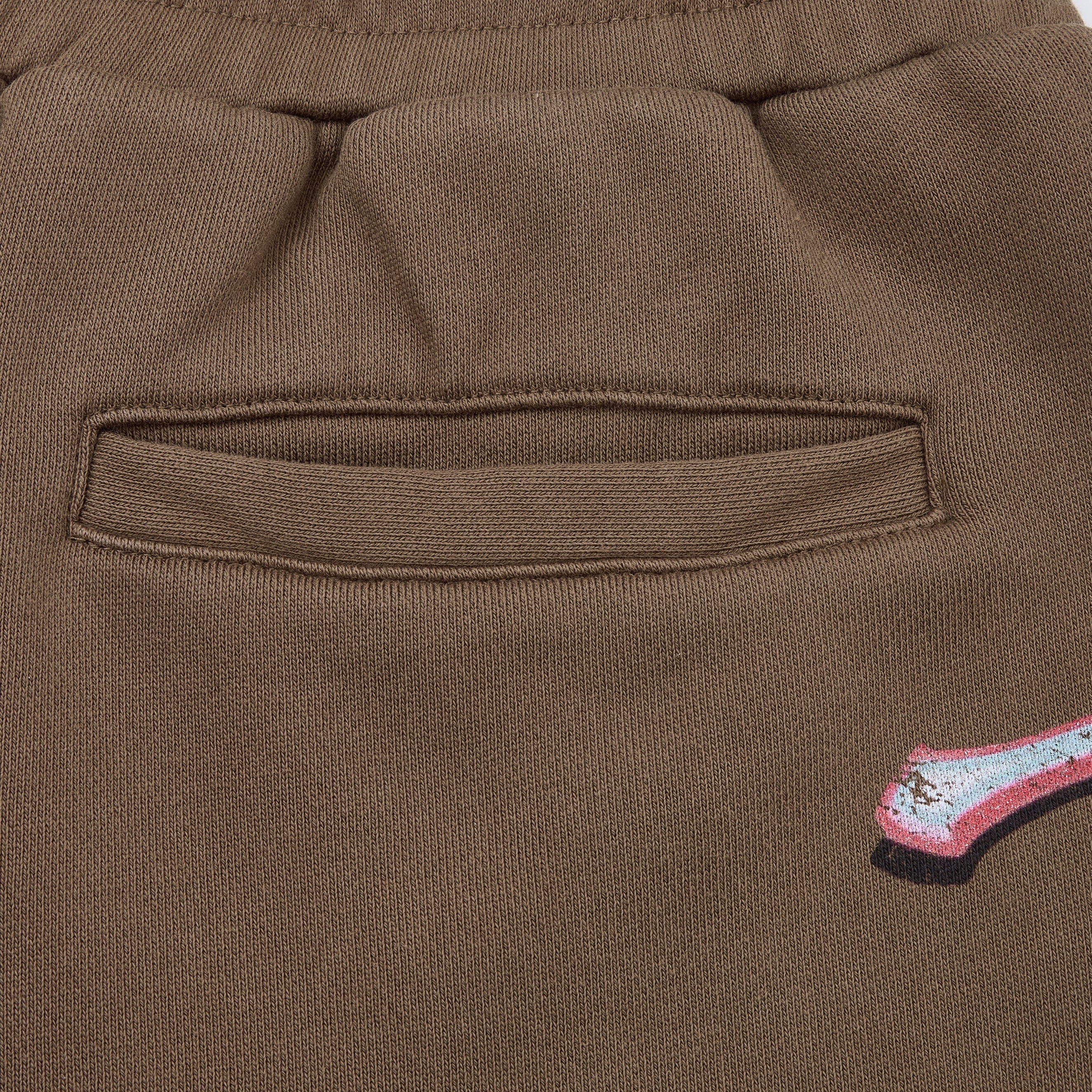 Burning Heart Sweat Shorts - Brown